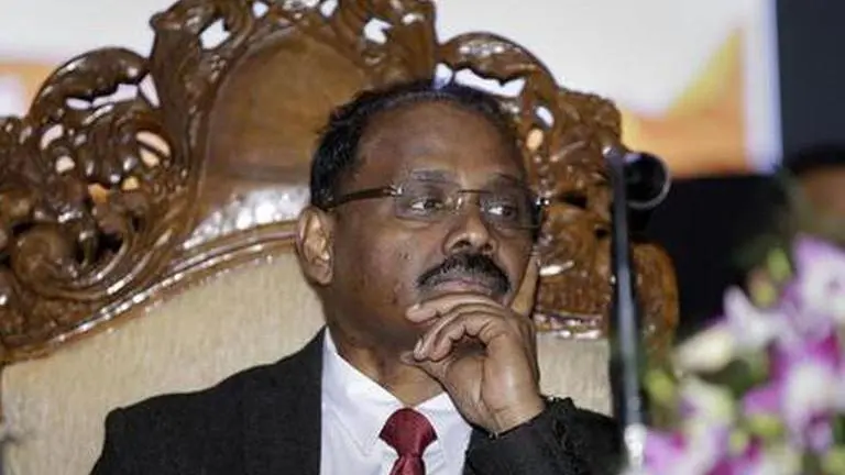 Sacrifices of Handwara bravehearts won't go to waste: J&K L-G Murmu