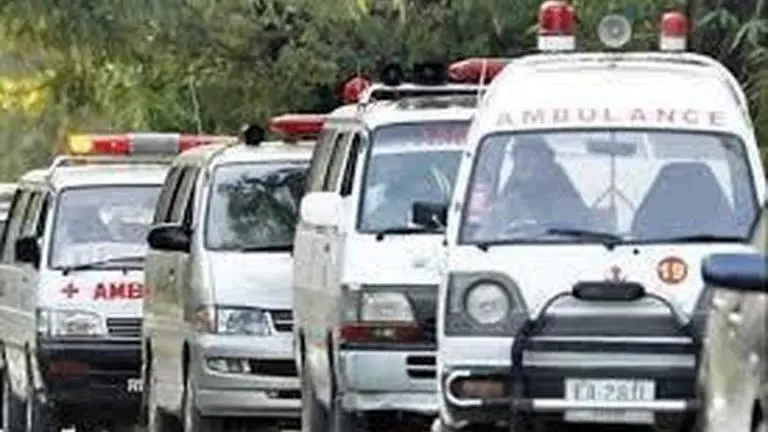 Chennai ambulance drivers travel over 3,000 km to take body to Mizoram;turn heroes coronavirus
