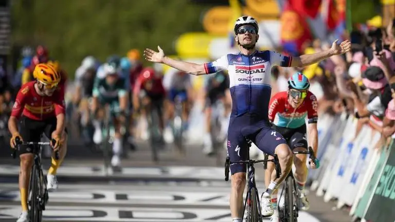 Kasper Asgreen holds on to win 18th stage of Tour. Vingegaard protects big lead Kasper Asgreen holds on to win 18th stage of Tour. Vingegaard protects big lead