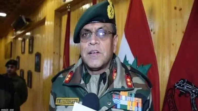 Lt Gen Sengupta succeeds Lt Gen Menon as commander of Fire & Fury Corps on Kargil-Leh belt Fire and Fury