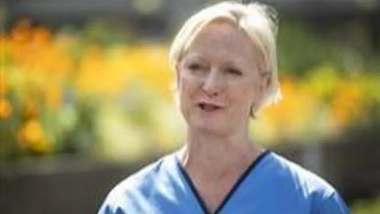 England’s chief nurse dropped from No 10 briefing for 'refusing to back Cummings' England’s chief nurse dropped from daily Downing Street briefing