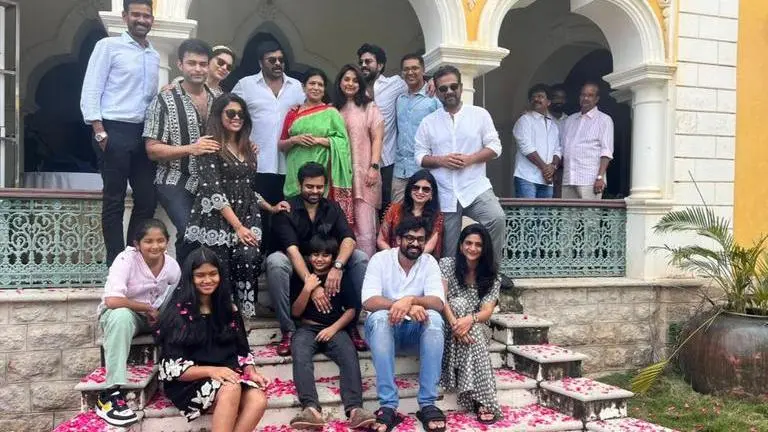 Chiranjeevi shares glimpses of birthday celebrations with family; thanks fans for wishes Chiranjeevi