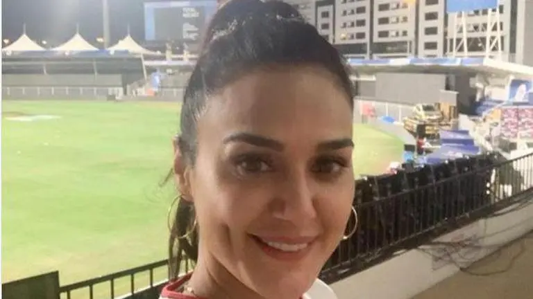 Preity Zinta shares video of hitting the gym, writes, 'Trying to get back my grove' Preity Zinta