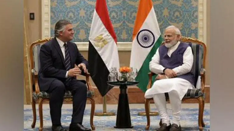 PM Modi meets thought leaders in Egypt, holds productive discussions PM Modi and Hassan Allam