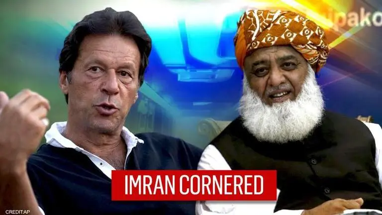 Imran cornered on conservatism; Firebrand cleric-neta appointed head of anti-Pak govt alliance
