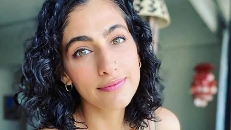 Kubbra Sait shares interesting news about gay penguin couple that stole eggs Gay penguins