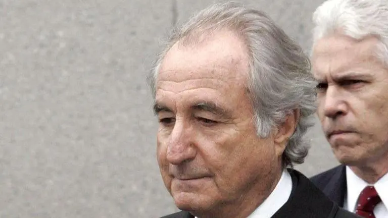 Prosecutors urge denial of early prison release for Madoff Prosecutors urge denial of early prison release for Madoff