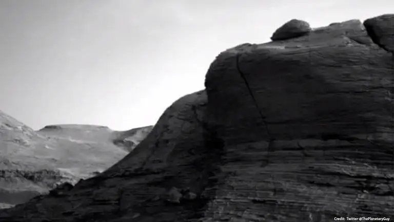 Curiosity Rover captures stunning video of Martian clouds| Watch