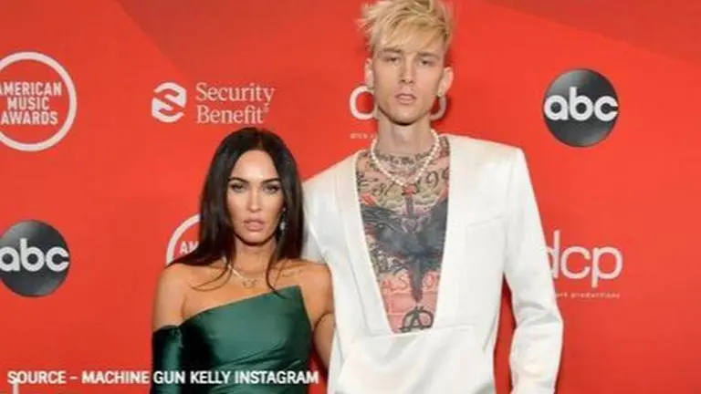 Megan Fox responds to engagement rumours with Machine Gun Kelly with an interesting pic megan fox