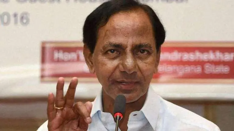 Telangana Revenue Employees body thank KCR for new Act COVID-19