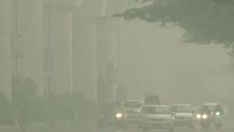 Delhi's air quality 'severe', likely to remain so on Diwali