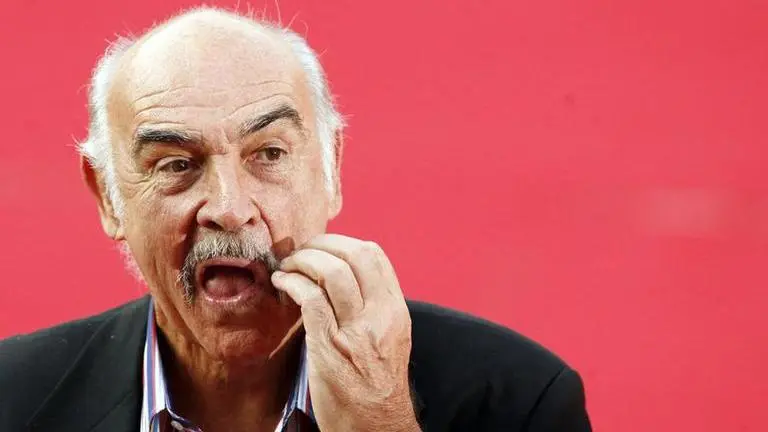 When Sean Connery, wife Micheline Roquebrune spent their Valentine's Day visiting Taj Mahal in 2007