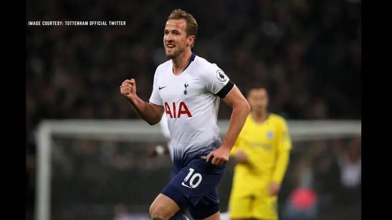 Harry Kane transfer: Gary Neville believes there's an 'opening' for Spurs striker to move Harry Kane