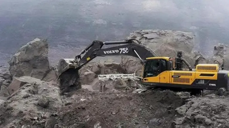 SC notice to Centre on appeal against UltraTech Cement's limestone mining project in Gujarat Ultratech