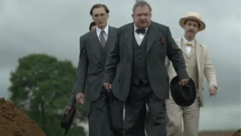 If you loved 'The Dig', here are other historical dramas to binge on this weekend netflix's the dig