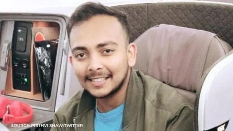 Prithvi Shaw trolled on Twitter for almost injuring Rohit Sharma with FIERY throw: WATCH Prithvi Shaw