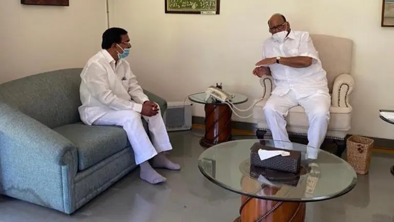Baramati: Telangana Agriculture Minister meets NCP chief Sharad Pawar Singireddy Niranjan Reddy