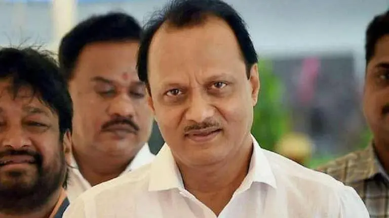 Lockdown: Expert panel submits economy report to Maharashtra Dy CM Lockdown: Expert panel submits economy report to Maharashtra Dy CM