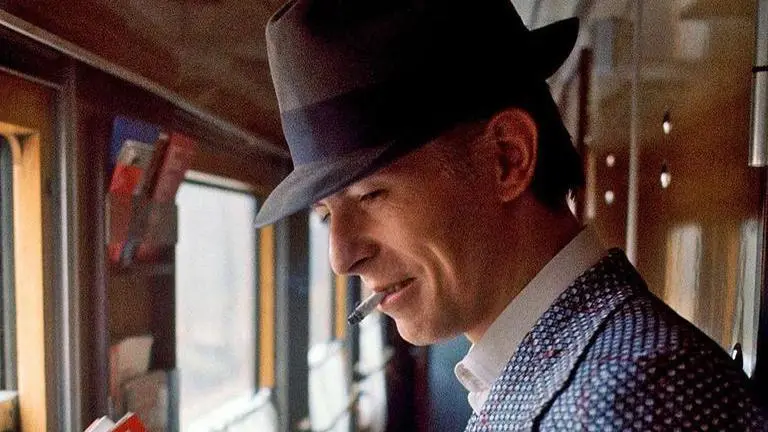 David Bowie's 1983 MTV interview surfaces online, heard standing up for black artists david bowie