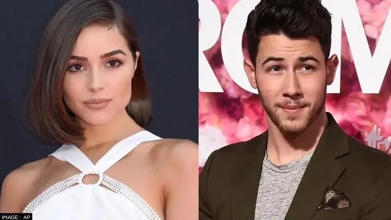 Olivia Culpo opens up about her breakup with Nick Jonas: 'I was kind of left with...' Olivia Culpo