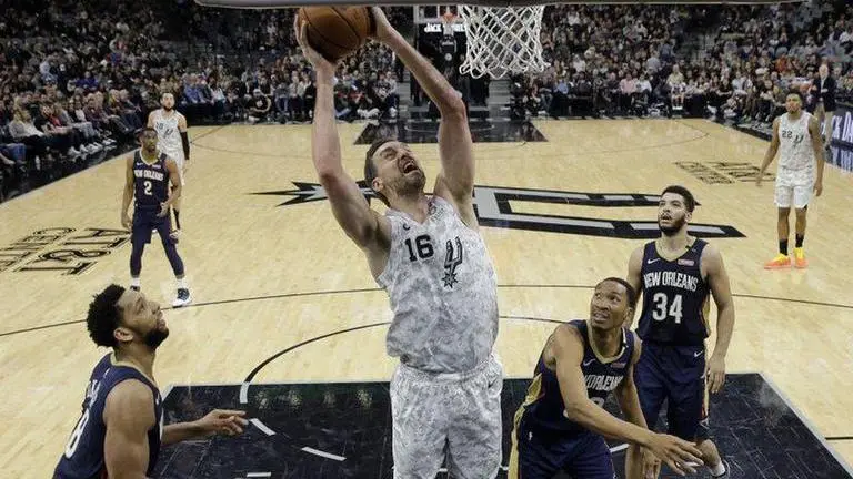 Pau Gasol: Return to Lakers or Barcelona would be 'attractive'