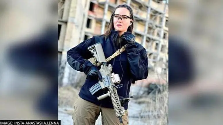 Former Miss Ukraine hasn't joined army; clarifies photo with gun was to 'inspire' people former miss ukraine