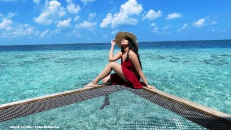 Sonakshi Sinha bids emotional adieu to Maldives, says 'my heart stays back' Sonakshi Sinha