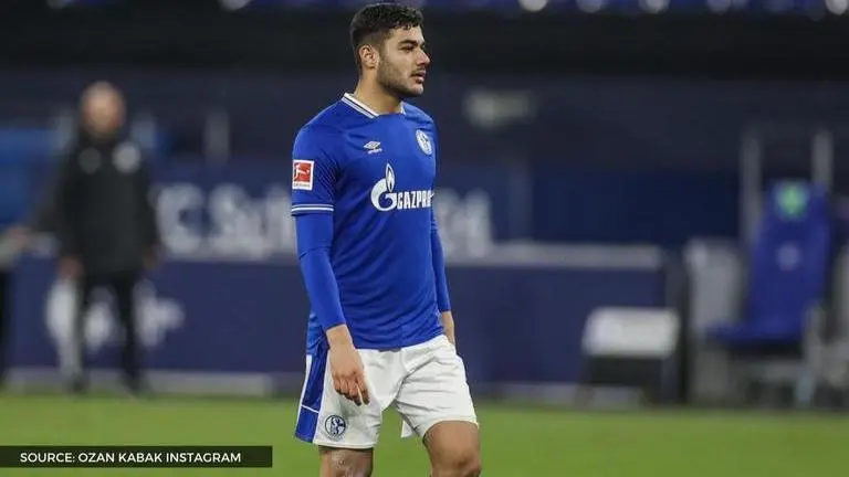 Liverpool sign Ozan Kabak to ease defensive woes, option to buy set at £18m in summer liverpool