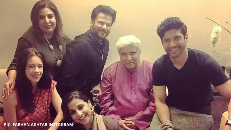 Farhan Akhtar's photos with other Bollywood celebs prove he loves socialising Farhan Akhtar