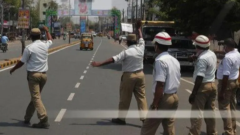 Corona outbreak: Haryana extends lockdown to entire state Corona outbreak: Haryana extends lockdown to entire state