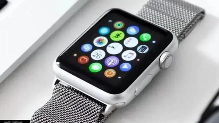 Unreleased Apple Watch 'Pro' variant could come with 47mm flat screen: Report Unreleased Apple Watch 'Pro' variant could come with 47mm flat screen: Report