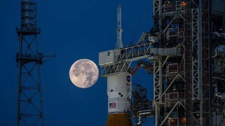 Apollo 11 Moon rock to pen nib: 10,000 items NASA is sending to the Moon under Artemis I Apollo 11
