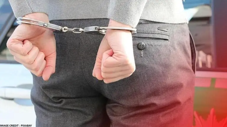 Srinagar police busts gang involved in highway robberies, house break-ins: Official