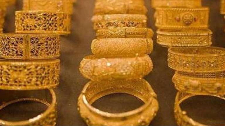 Gold Gains Rs 389, Silver Jumps Rs 1,137 | Republic World