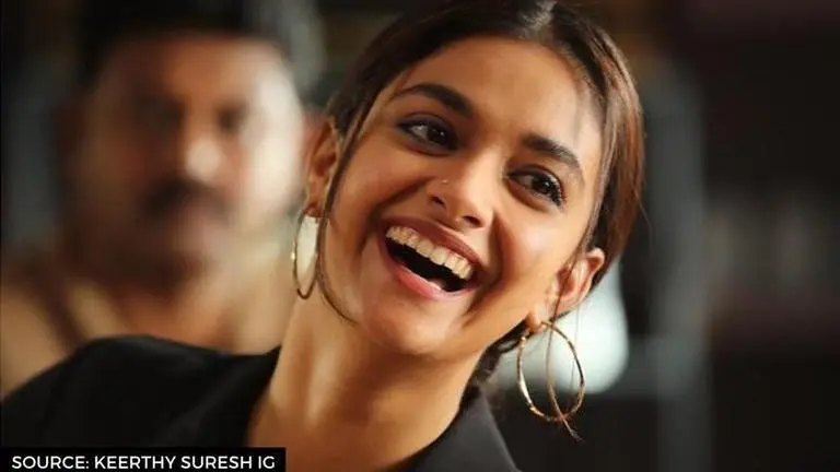 Keerthy Suresh takes revenge from Venky Atluri on 'Rang De' sets; warns Nithiin Keerthy Suresh