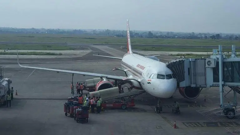 Tata Sons approach CCI for key approval in merger of Air India and Vistara Air India