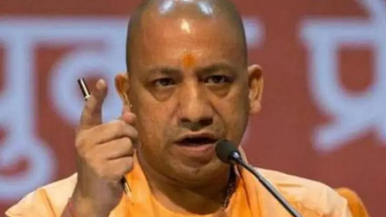 Yogi Adityanath reviews preparations for stranded labourers returning to UP Yogi Adityanath reviews preparations for stranded labourers returning to UP