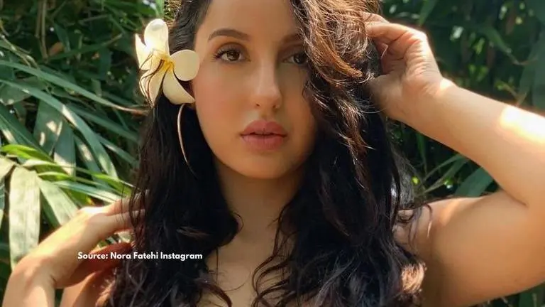 Nora Fatehi's sassy strut in Roberto Cavalli outfit has fans swooning over her style Nora Fatehi