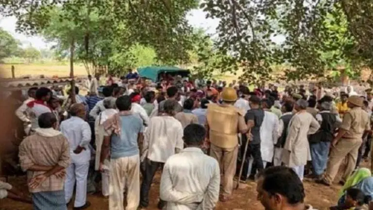 Sonbhadra clash: 5 cops held responsible for laxity, asked to deposit 30 days' salary as fine Sonbhadra