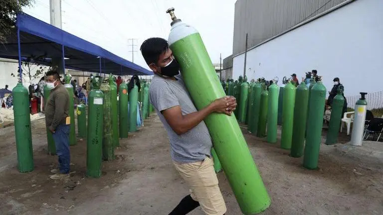 Medical oxygen scarce in Africa, Latin America amid virus