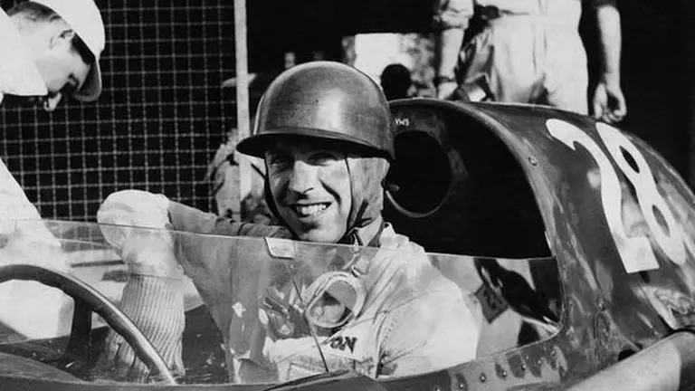 Tony Brooks no more: Last surviving F1 race winner from 1950s passes away aged 90 Tony Brooks F1 driver