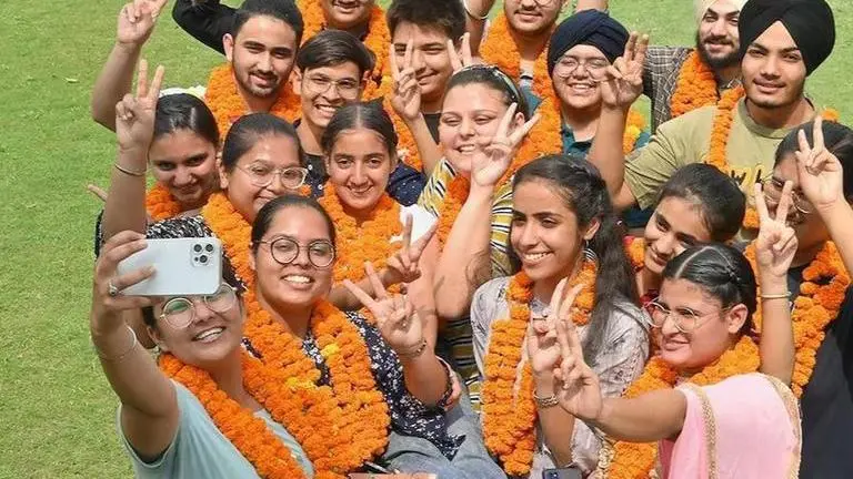 HPBOSE 10th Result 2023 declared: 89.7% pass; Manvi tops with 99.1% marks HPBOSE 10th Result 2023