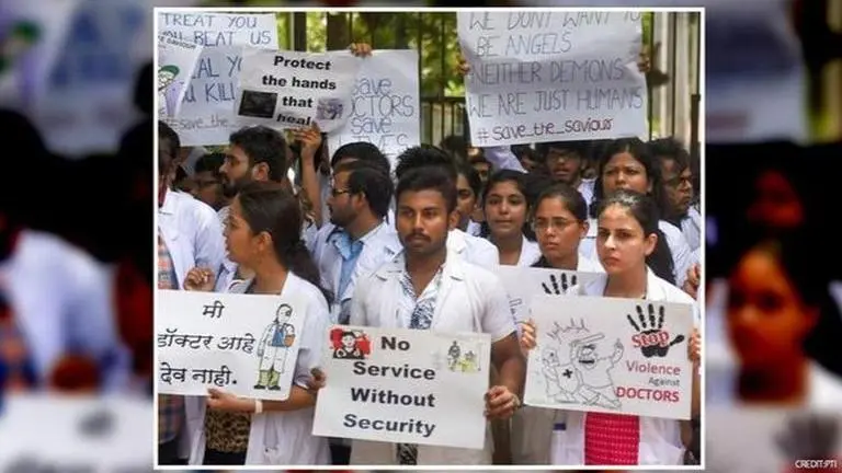 Mumbai: Doctors stage protest after alleged assault by patient's relatives Mumbai