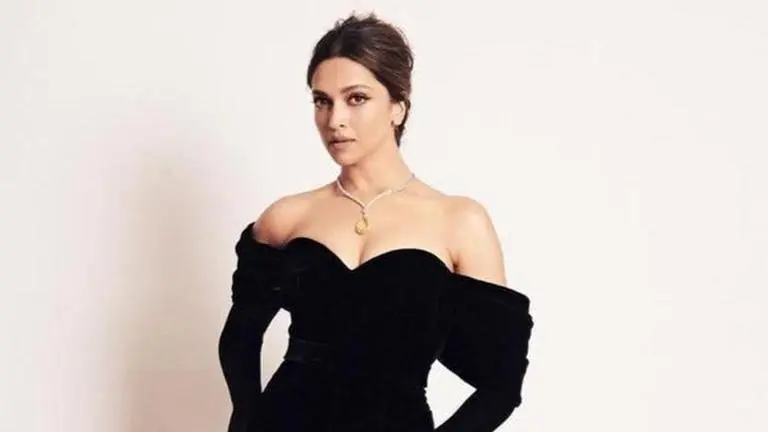 Deepika Padukone gives glimpse inside how she got ready for Oscars red carpet Deepika Padukone