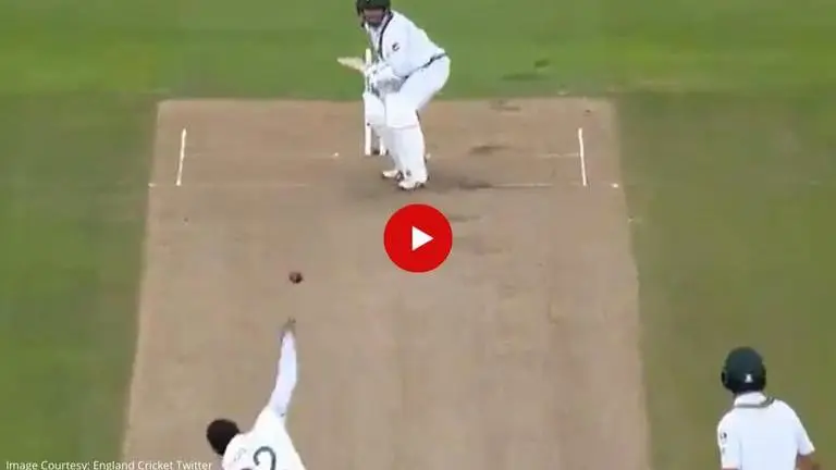 Jofra Archer amazes netizens with ripping in-swinger to send Abid Ali back; watch video Jofra Archer