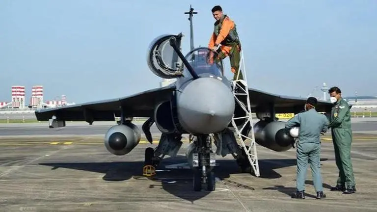 India plans to navigate British Embargo in pursuit of LCA Tejas deal with Argentina Tejas Deal
