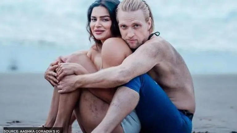 Aashka Goradia flaunts an Acro Yoga pose with husband Brent Goble Aashka Goradia