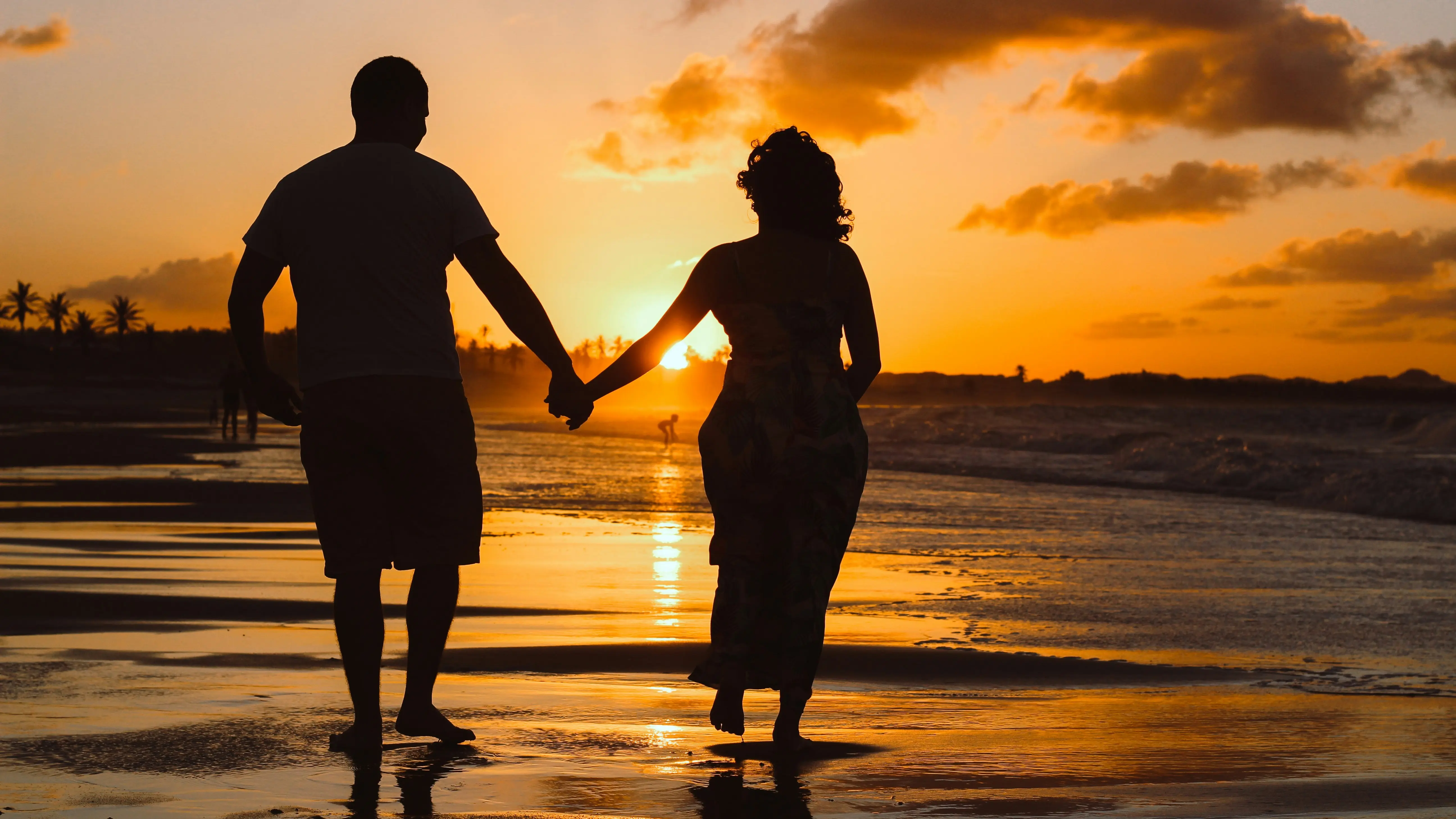 What Is DINK Lifestyle? Here's Why More Couples Are Choosing It