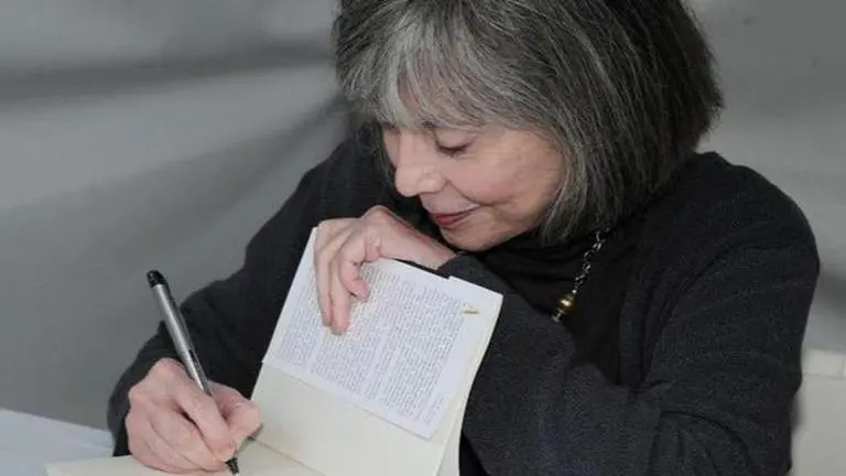 'Interview with a Vampire' author Anne Rice passes away at 80 Anne Rice