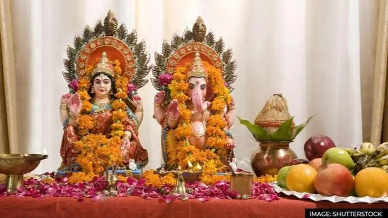 Happy Diwali 2021: Diwali Puja Timing, Shubh Muhurat, How to perform Diwali Puja & more Diwali Puja Muhurat 2021